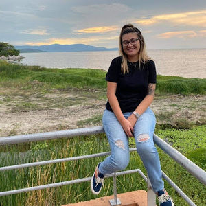 Meet your Posher, Yvette